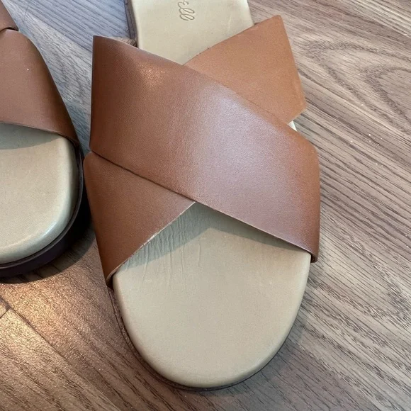 MADEWELL The Louisa Crisscross Slide In English Saddle - Picture 13 of 16